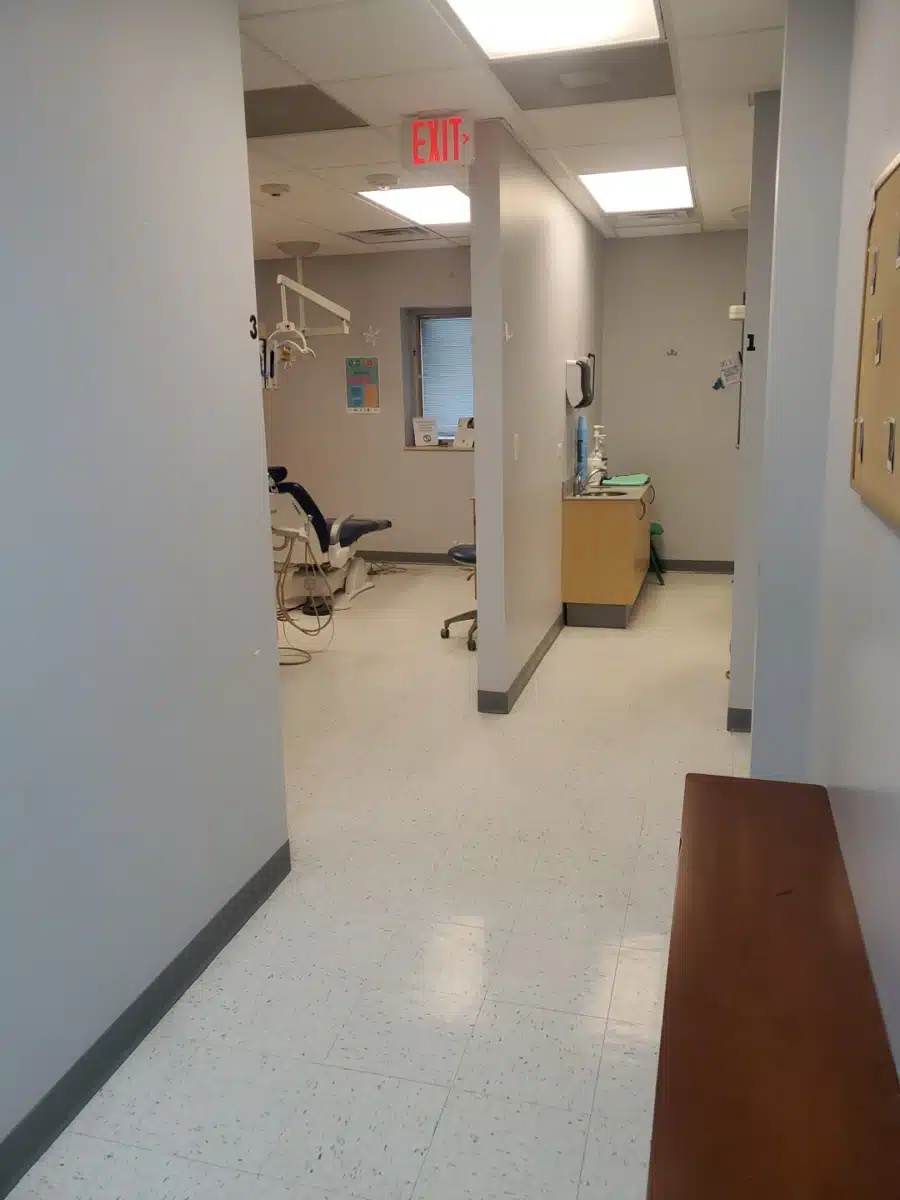ACCESS Blue Island Medical Center - Thumbnail 9