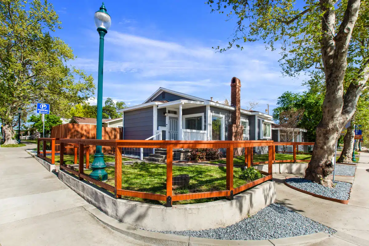 California Recovery Center - Thumbnail 4