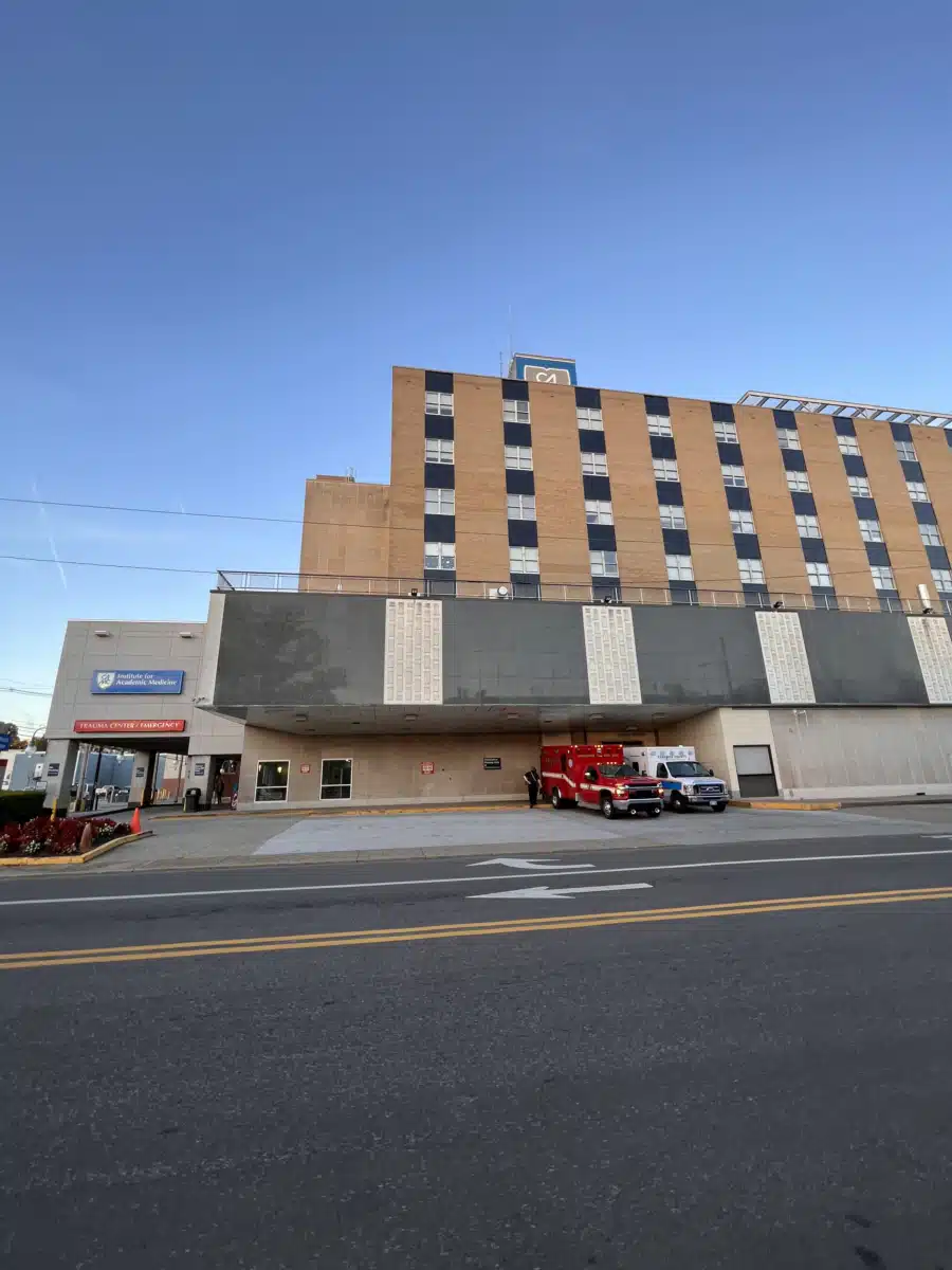 Charleston Area Medical Center - Thumbnail 3