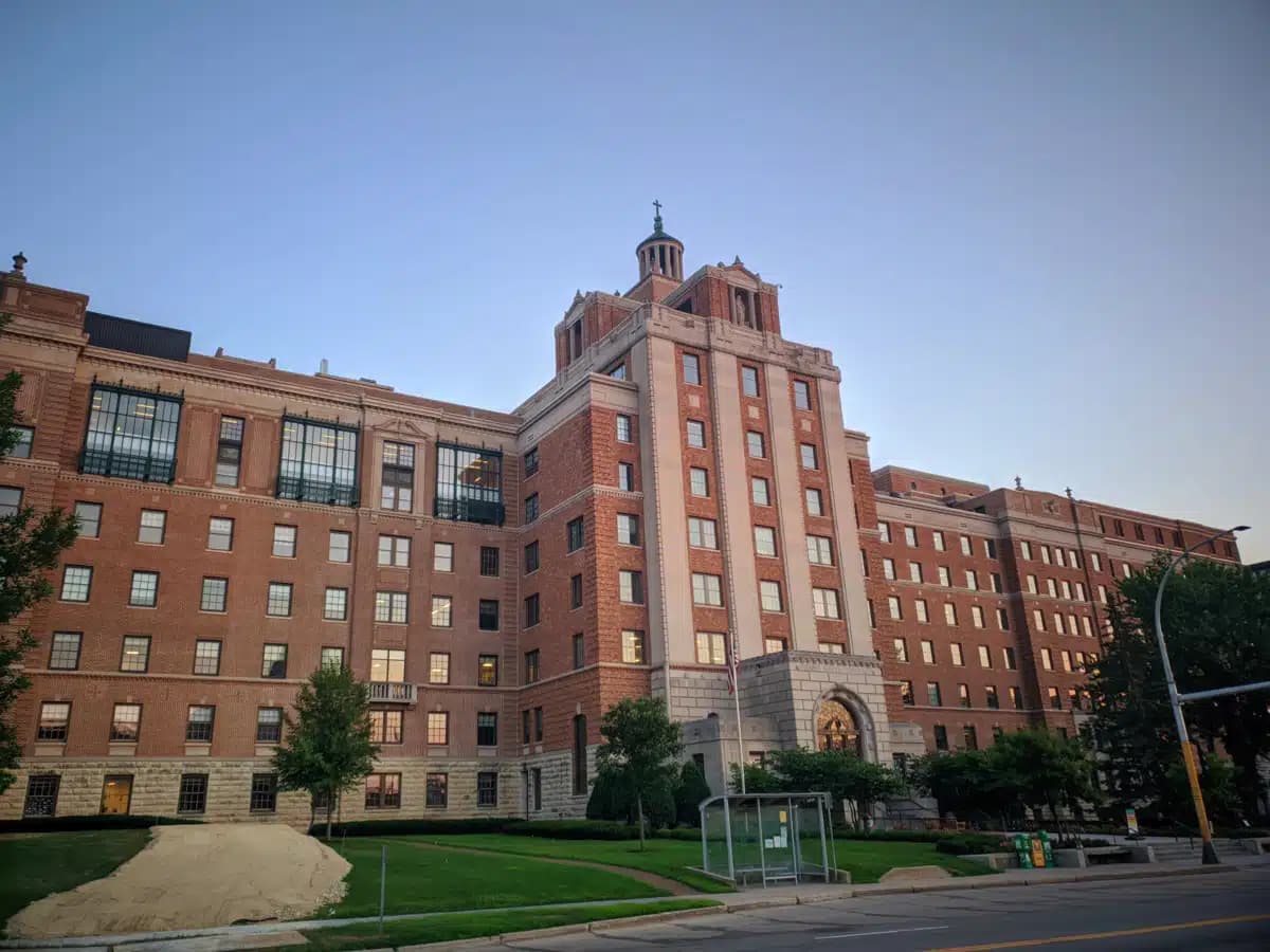 Mayo Clinic - Thumbnail 6