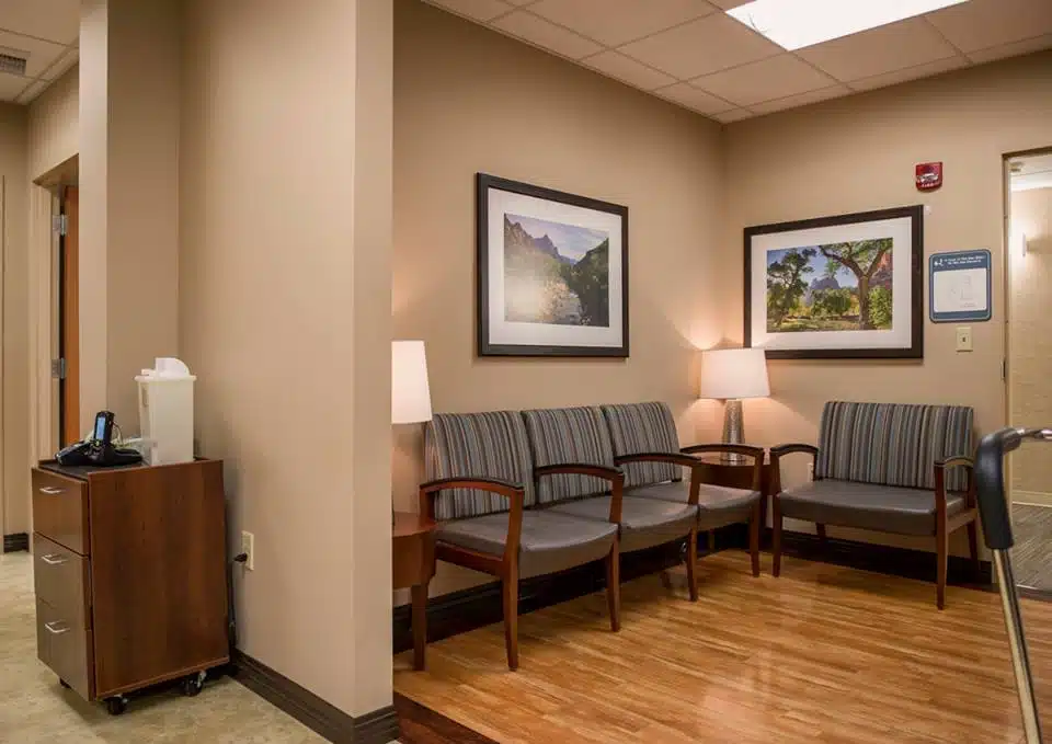Ogden Regional Medical Center - Thumbnail 4