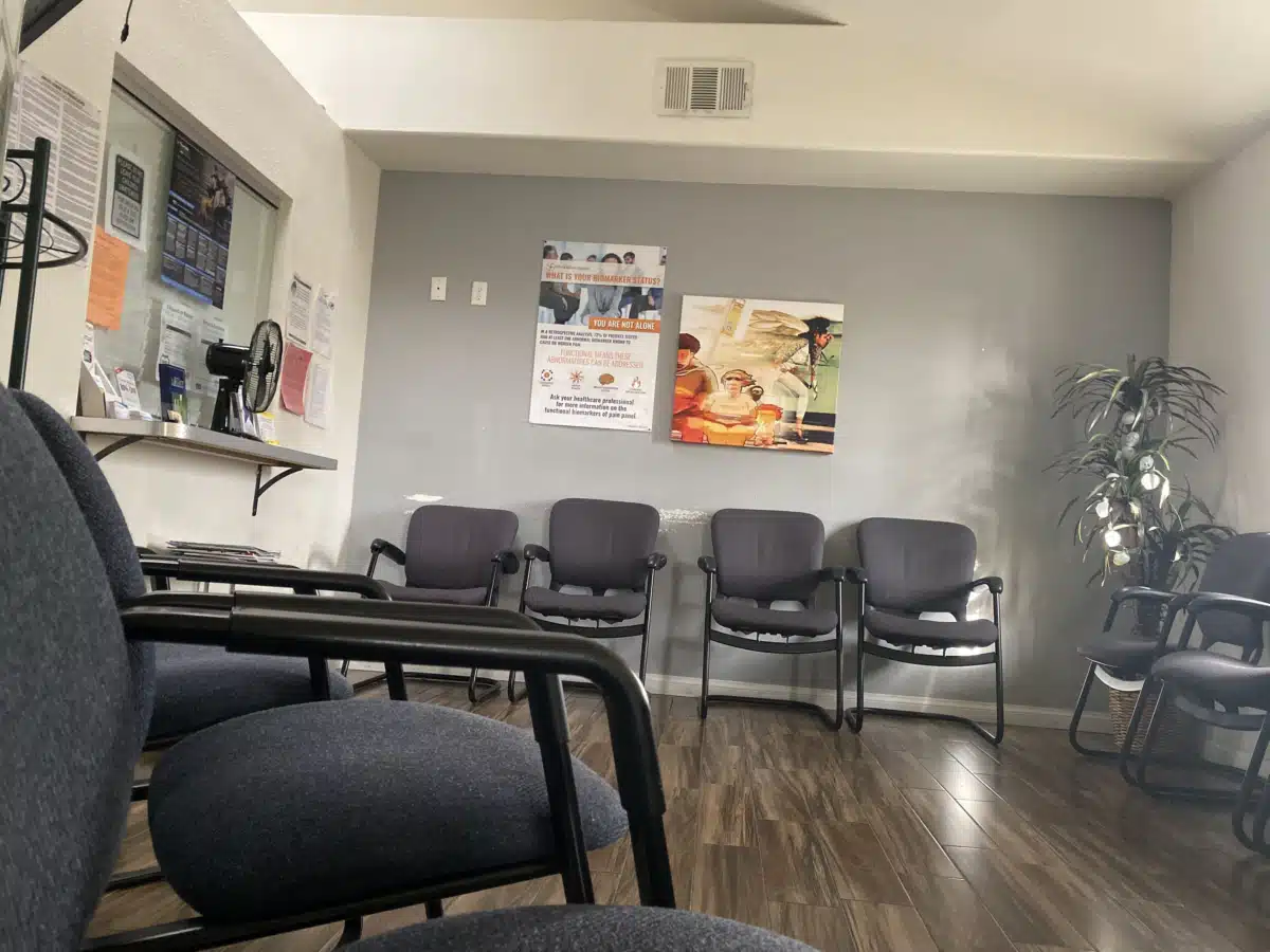 Partida Corona Medical Center - Thumbnail 3