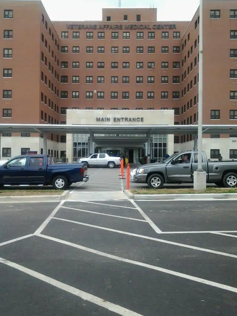 Saint Louis Veterans Affairs Med Ctr - Thumbnail 8