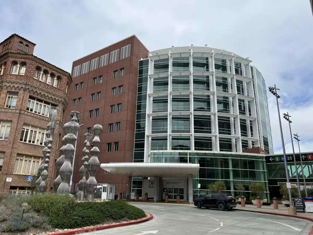 San Francisco General Hospital - Thumbnail 2