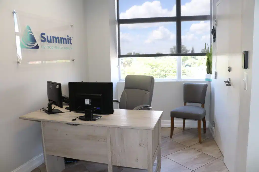 Summit Detox Inc - Thumbnail 8