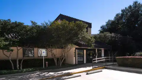 Medical City Green Oaks Hospital - 7808 Clodus | Dallas, TX